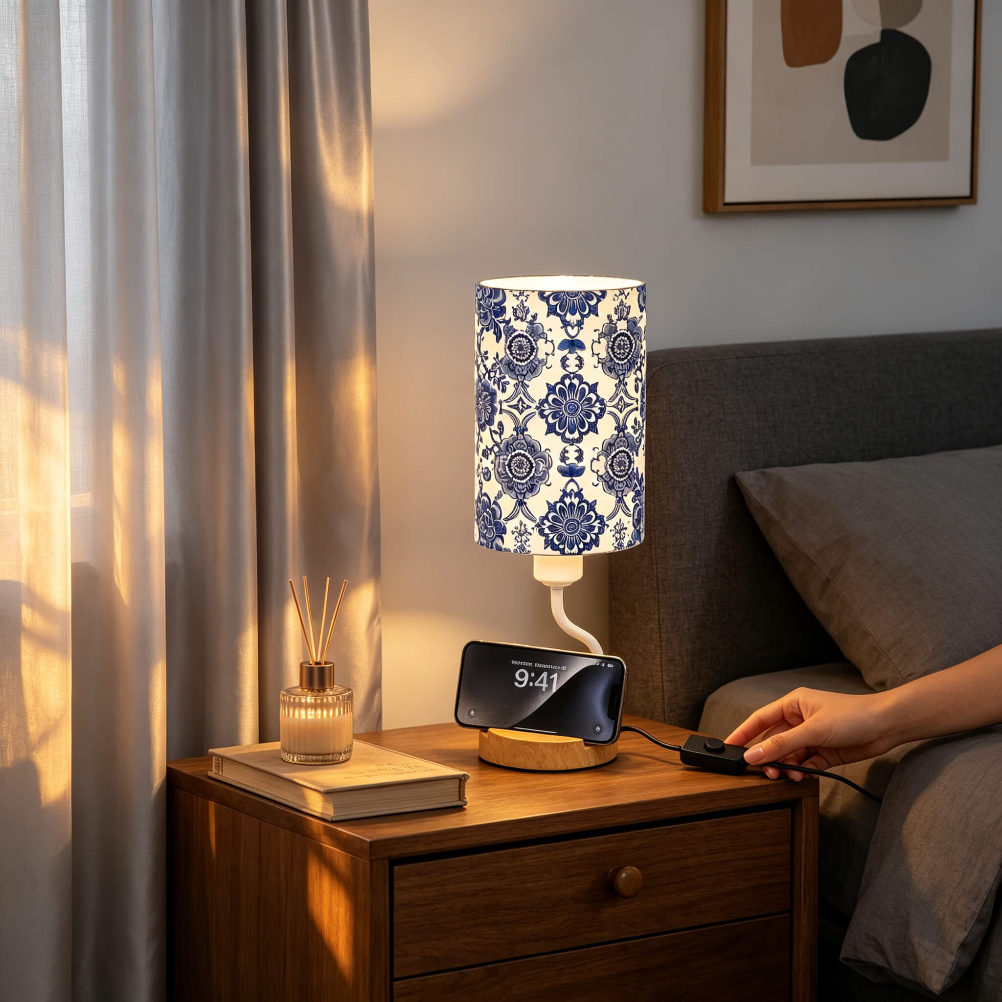 Blue & White Porcelain PLA Eco-Friendly Table Lamp 🎐 3-Button Dimmable Bedside Lamp with Phone Stand, Oriental Floral Home Decor Gift