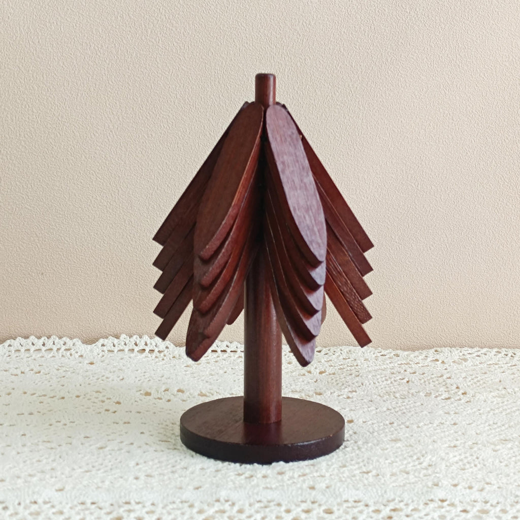 Christmas Tree Wooden Coaster Set - Heat Resistant Table Mats - Scandi Nordic Kitchen Decor - Handmade Christmas Gift